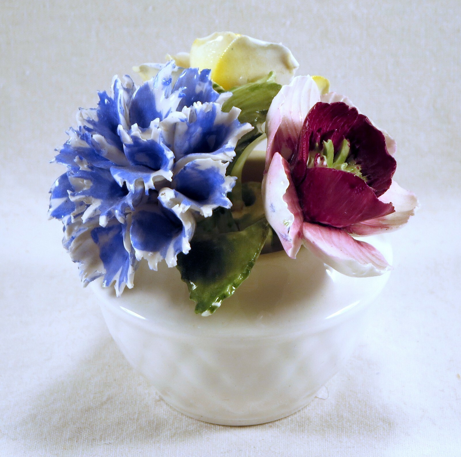 RADNOR Staffordshire England FLOWERS IN POT Yellow Pink & Blue FINE BONE CHINA