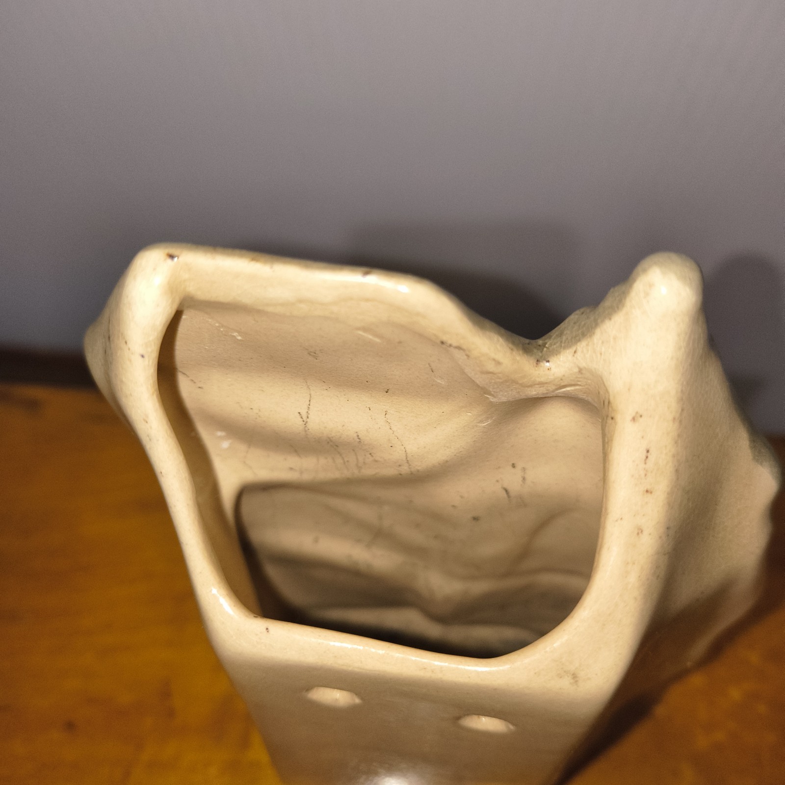 Vintage Victoria House Wall Pocket Vase 4.5″