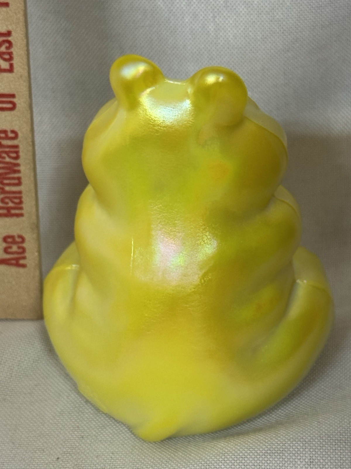 Fenton Glass Dandelion UV Yellow Carnival Hippopotamus Figurine 3 1/4h X 2 3/4 W