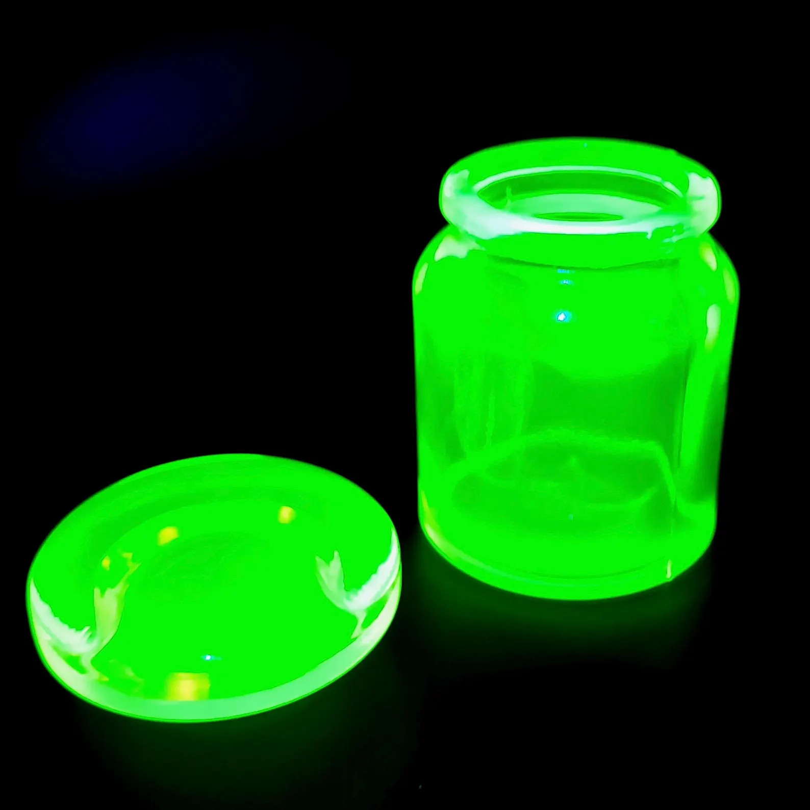 Vaseline Uranium Glass Jar with Lid Vaseline Yellow Clear Glass Figurine