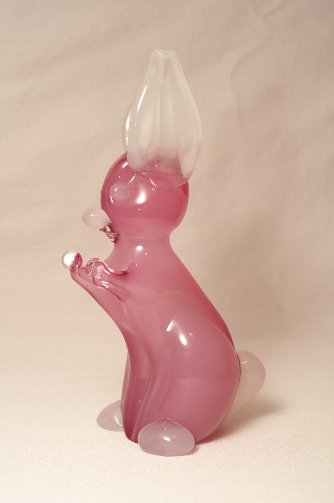 Murano Archimede Seguso Pink Alabastro Glass Rabbit 7.5″ Tall Figurine Easter