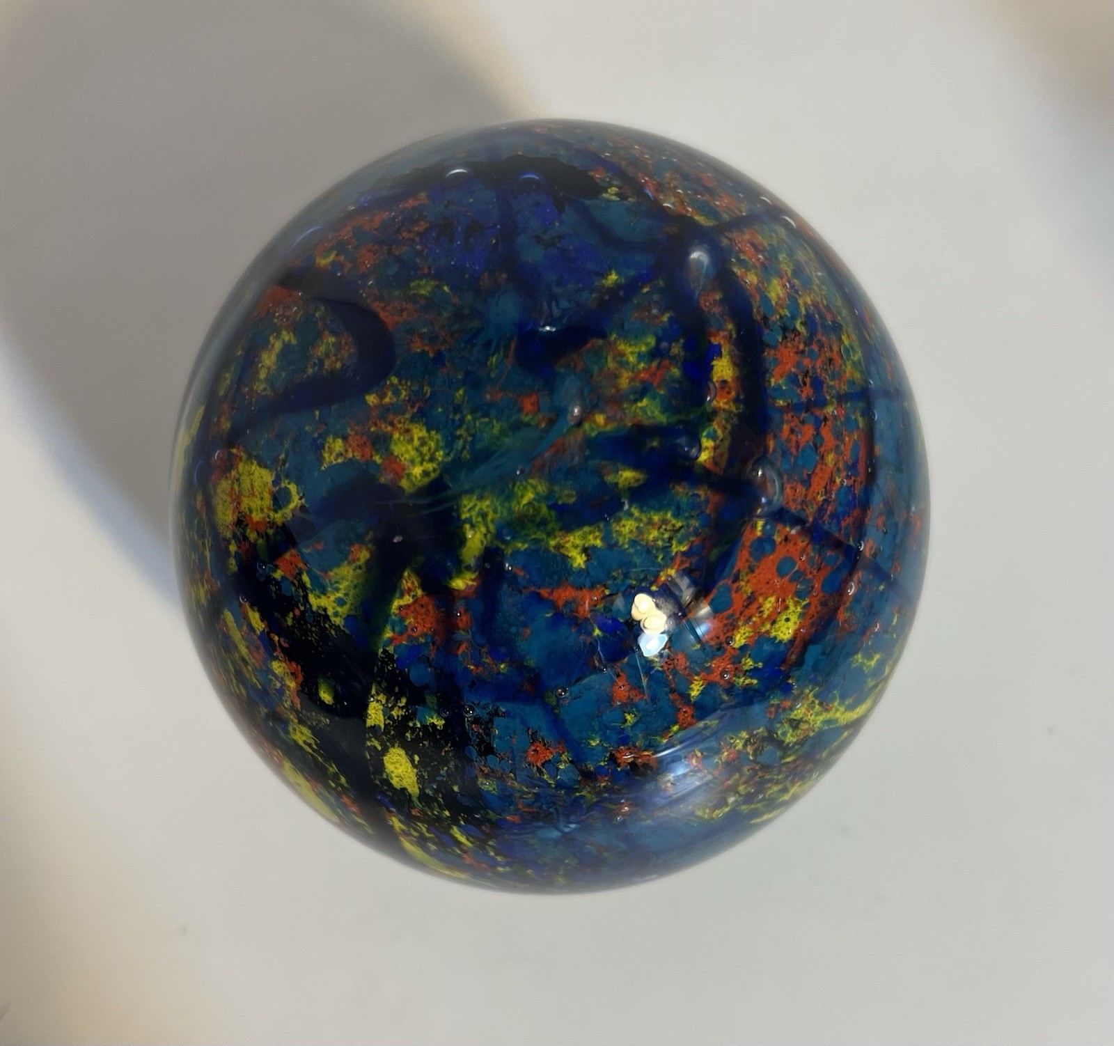 Globe Galaxy Paperweight Blue Green Red Yellow Confetti Colorful Pattern Orb Vtg