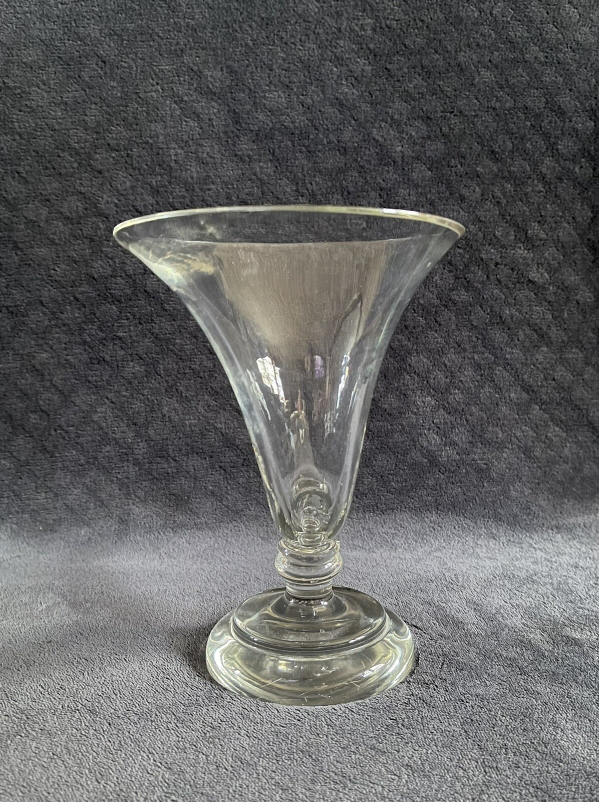 RARE 19th Century Antique Hand Blown Glass Cornecopia Horn Of Plenty Vase