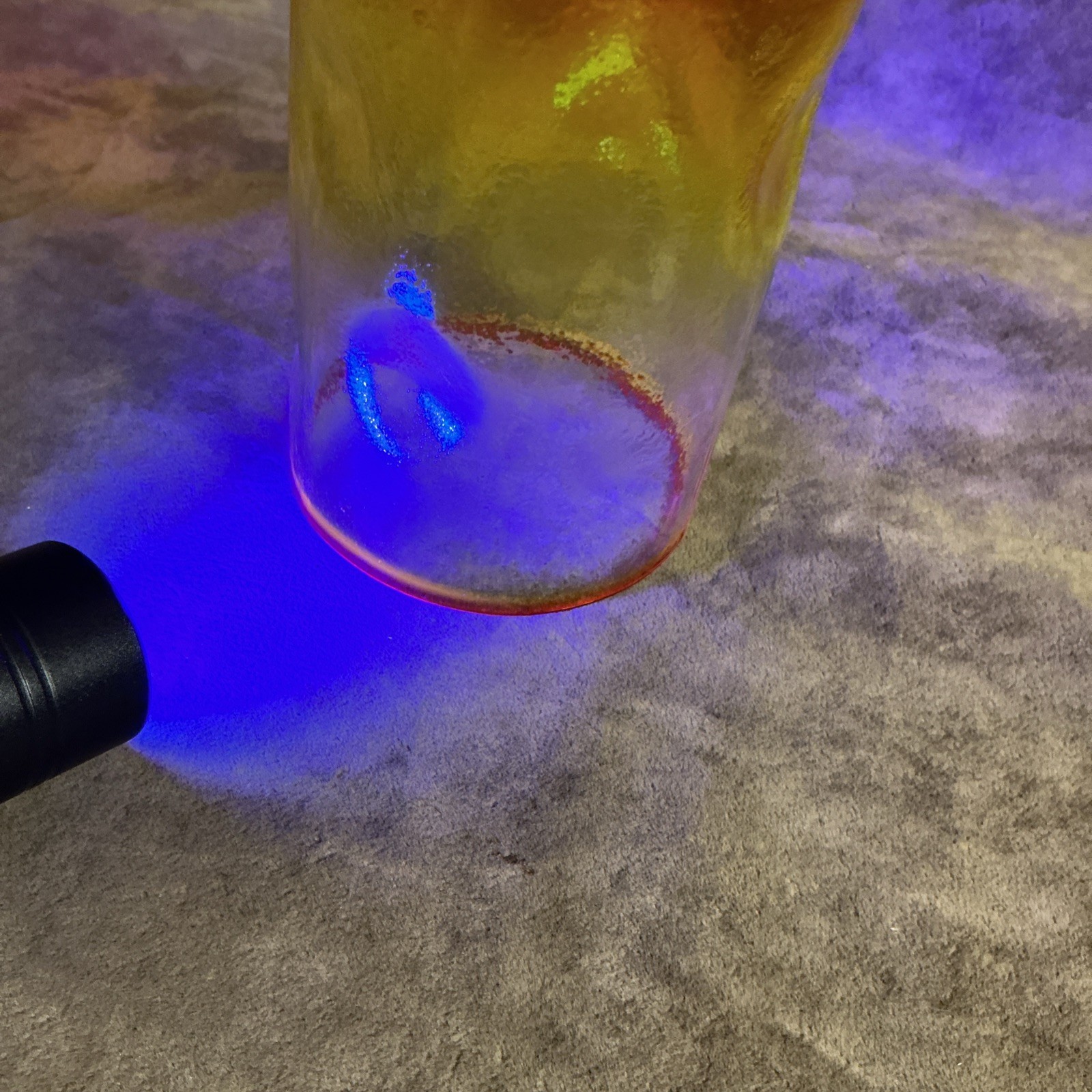 Rare imperial glass thumbprint/pinch Tumblr Amberina yellow orange UV reactive