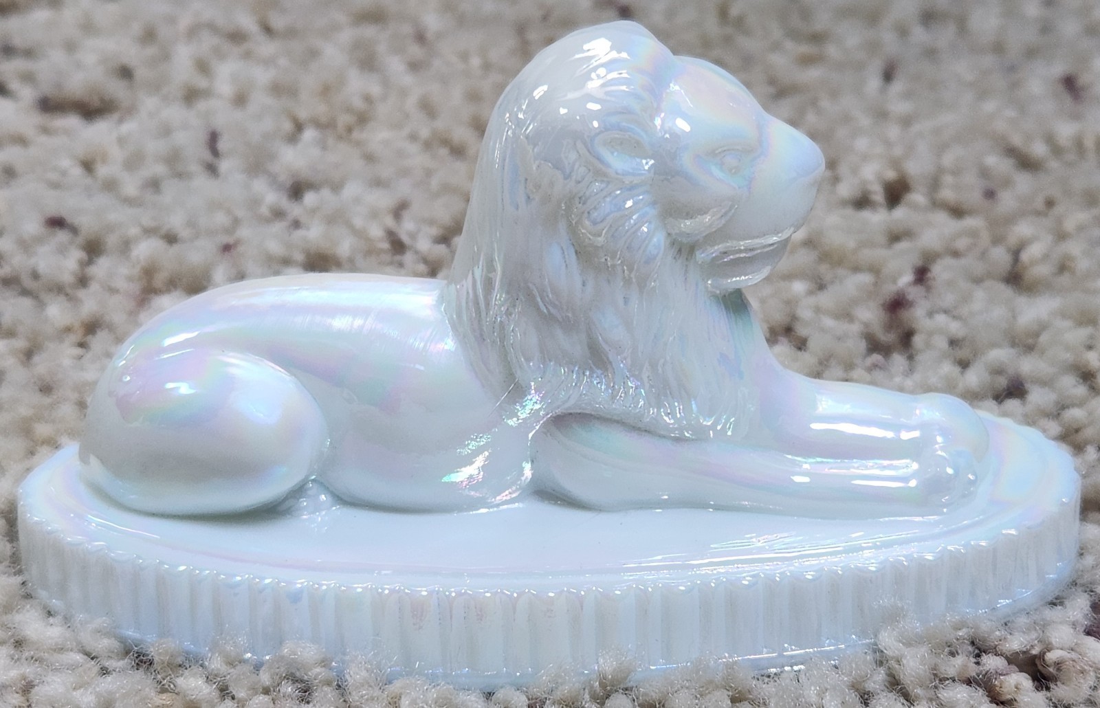Summit Art Glass Oscar Lion #2 Snow Sparkle Irid Figurine Paperwt R Vogelsong #2