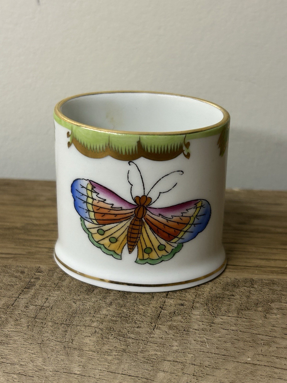 Vintage Herend Queen Victoria Pattern Cigarette Holder Vase Toothpick Match