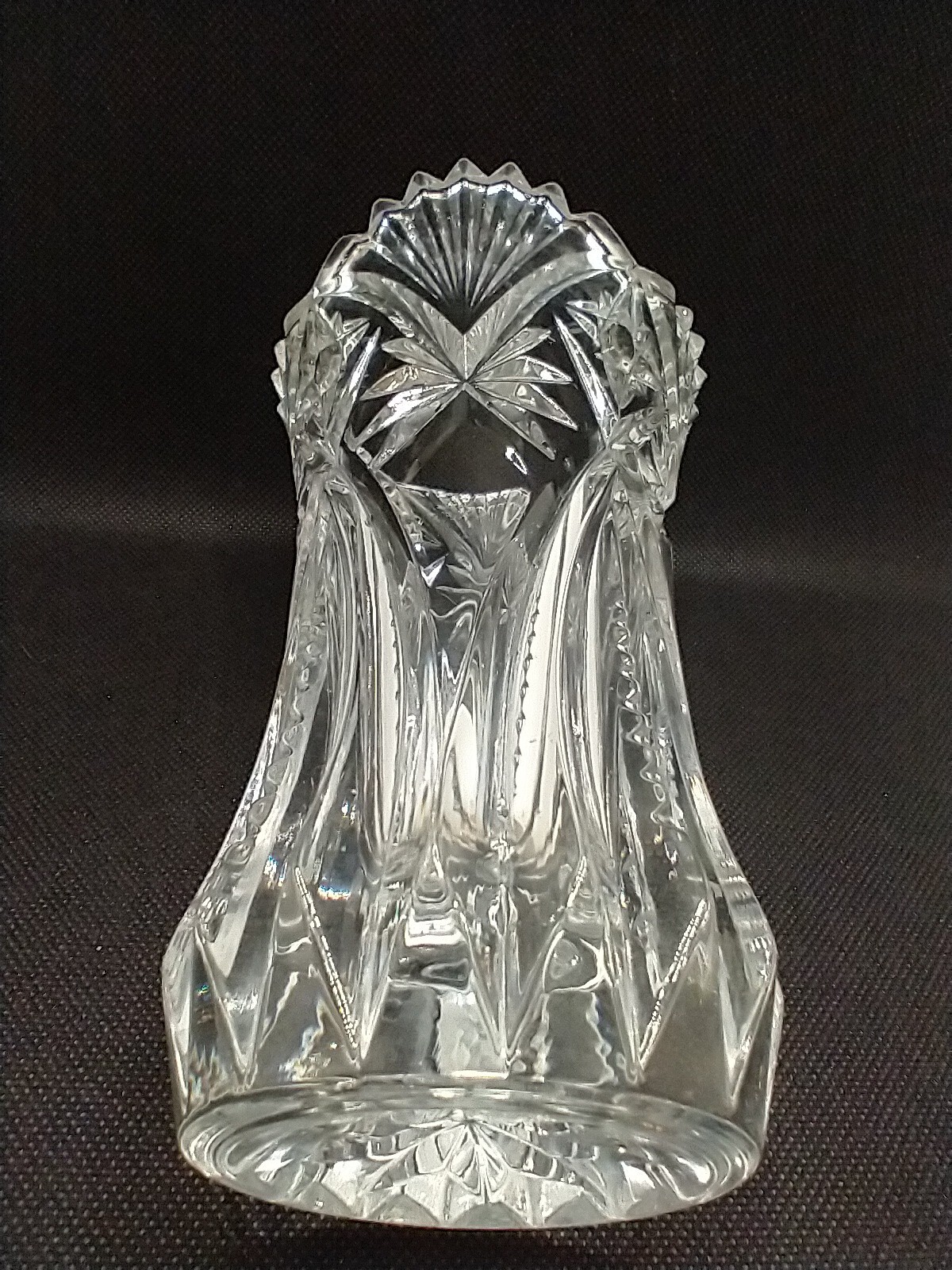 J. G. Durand Cristal D’Arques 24% Lead Crystal Vase In The Vincennes Pattern 7″