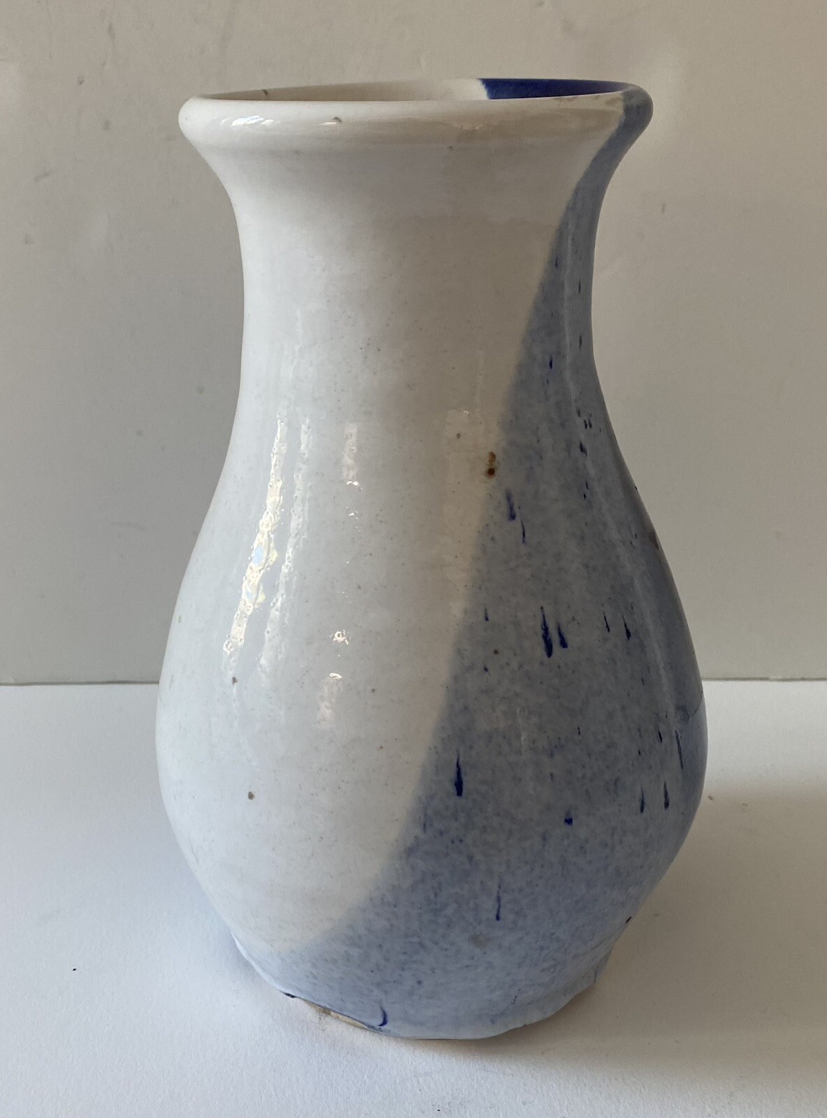 JT Abernathy Ann Arbor Studio Pottery Blue & White 9” Vase Cranbrook Grotell