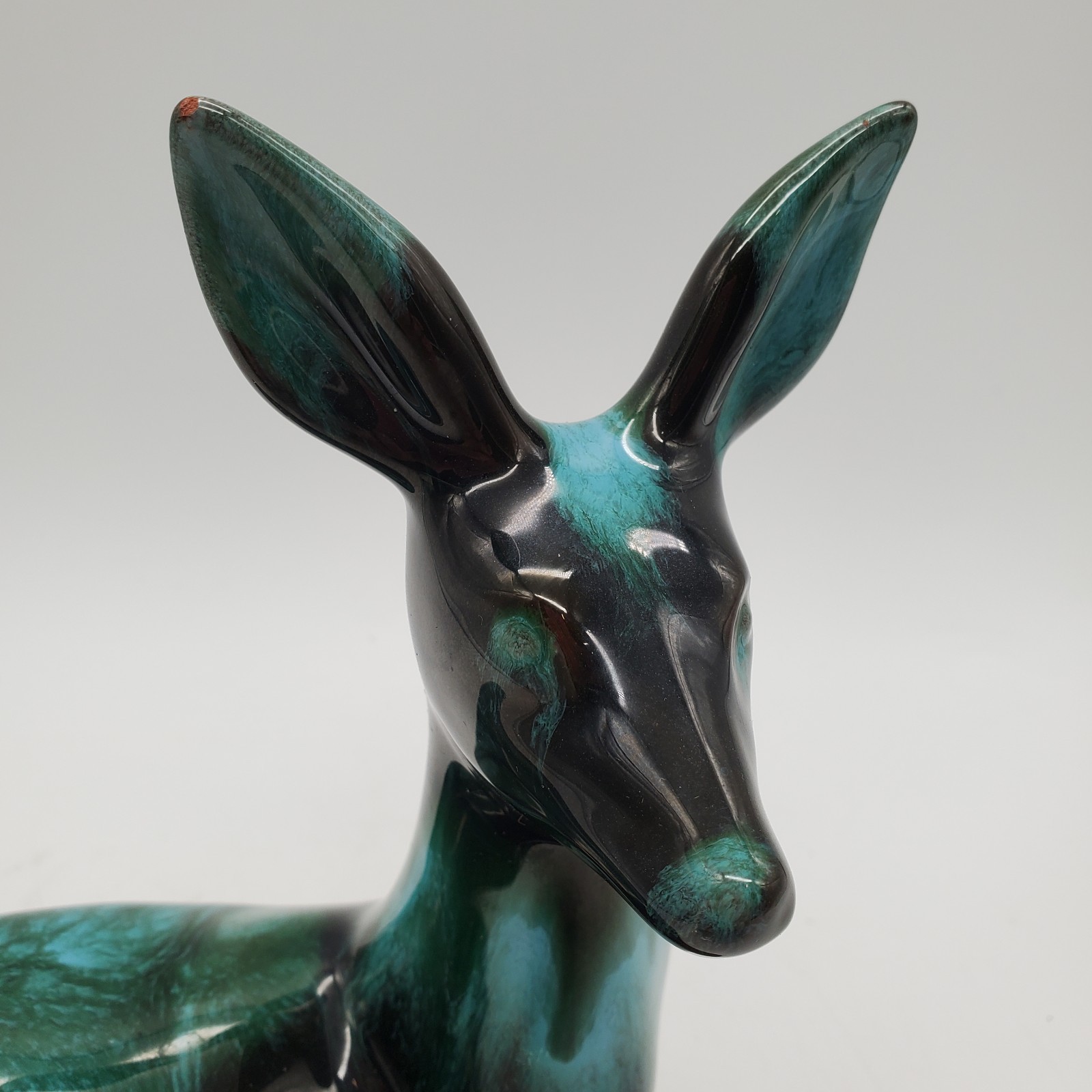 Vintage Blue Mountain Pottery DOE DEER Laying Down Figurine Drip Coloring