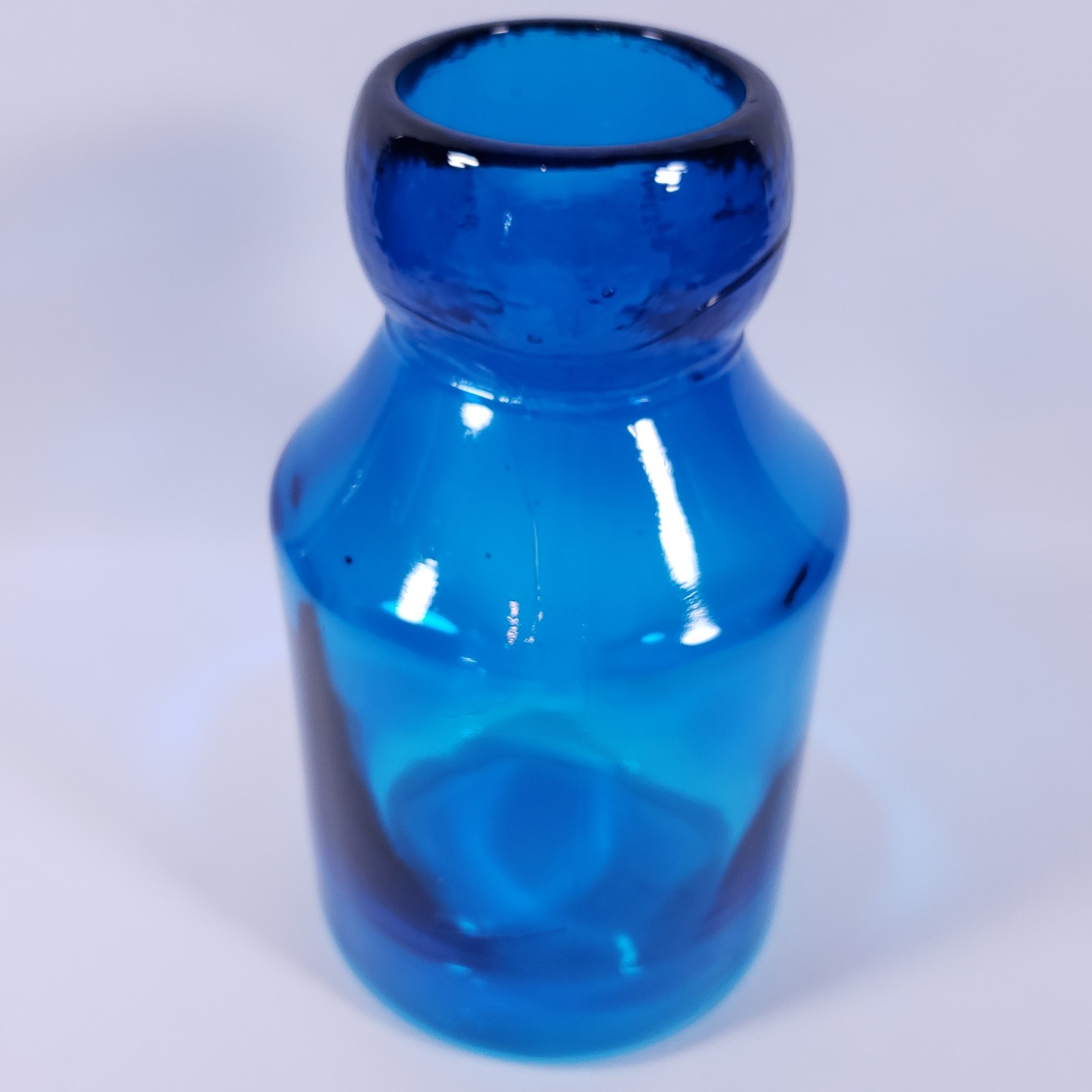 LARGE MCM Aquamarine Sapphire Blue Thick Heavy Blown Art GLASS JUG BOTTLE VASE