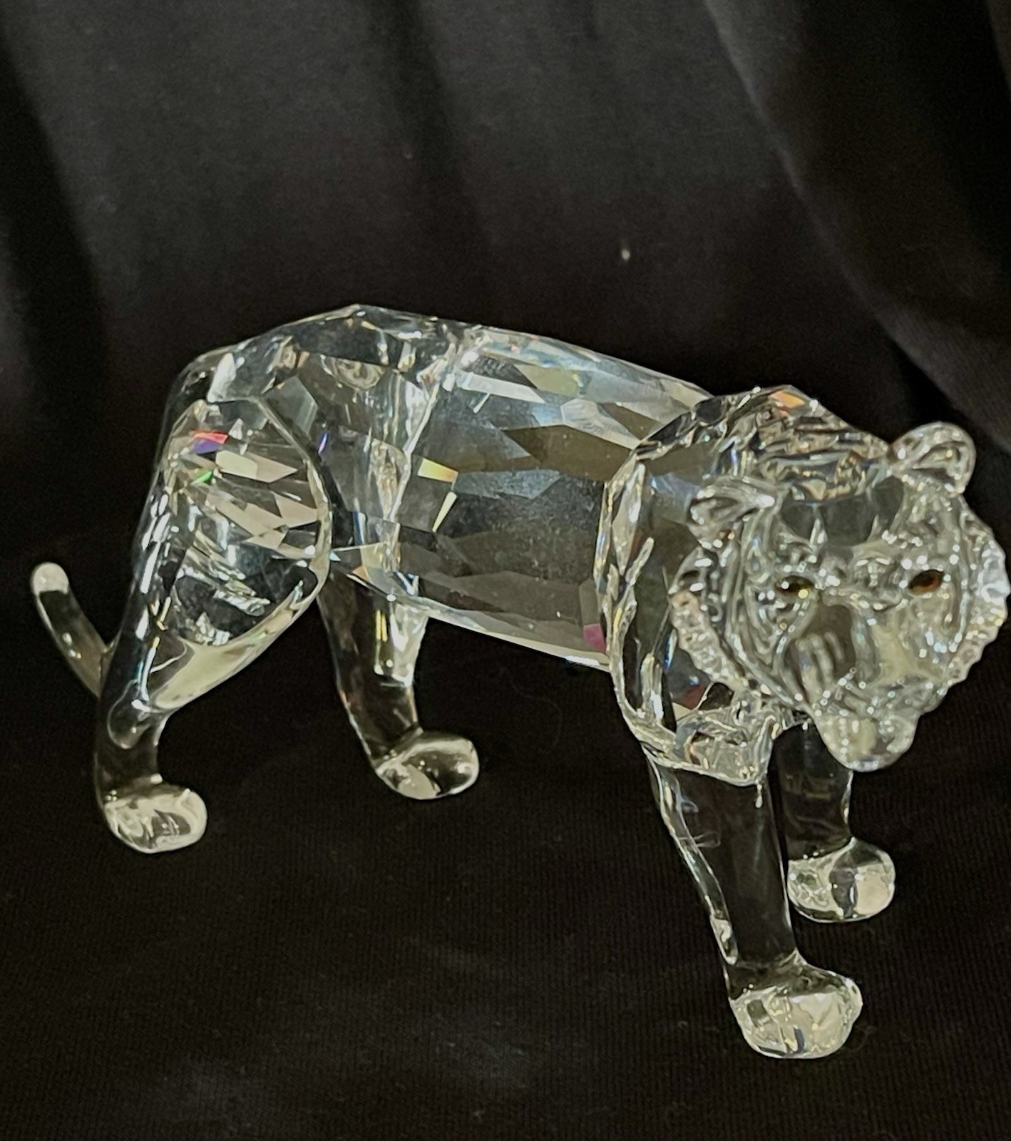 Swarovski Lion lioness ￼ Figurine Crystal Animals Collectible