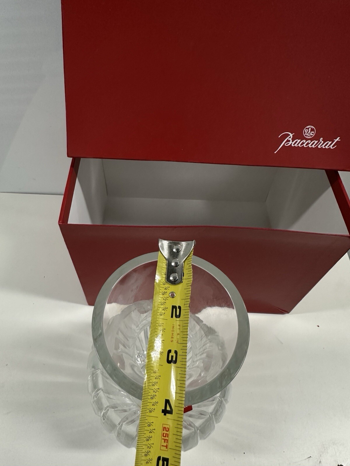ð Baccarat Genevieve Crystal Vase 250 – 10â Tall | with Original Box