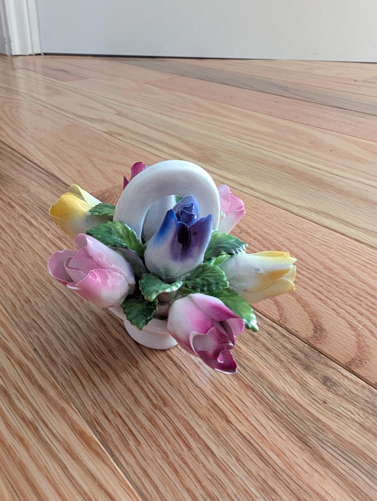 Hand Painted Fine Bone China Capodimonte Tulip Flower Basket ENGLAND