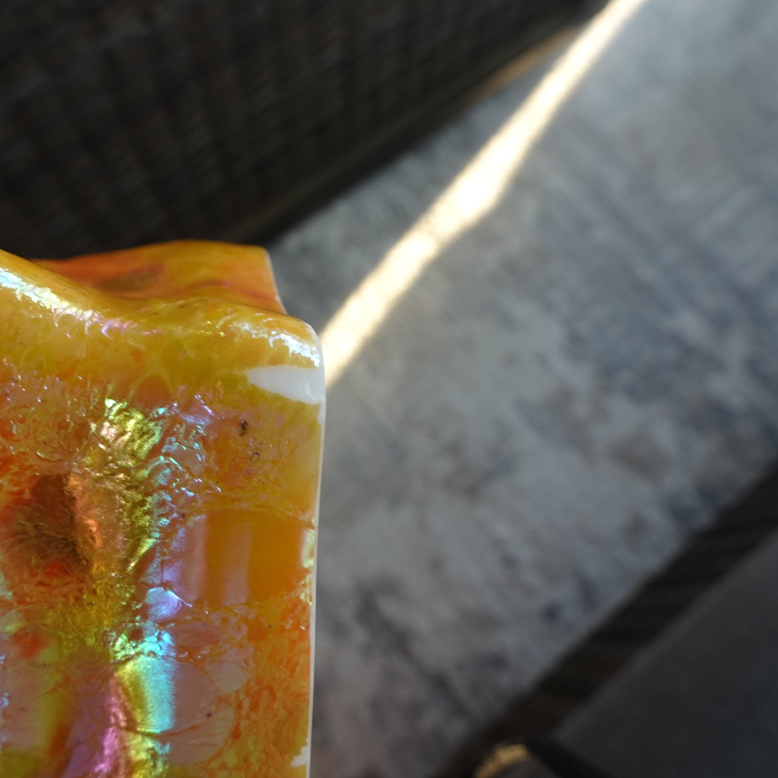 Signed Orient & Flume Glass Snail Shell Ocean Figurine Spotted Iridescent 1979