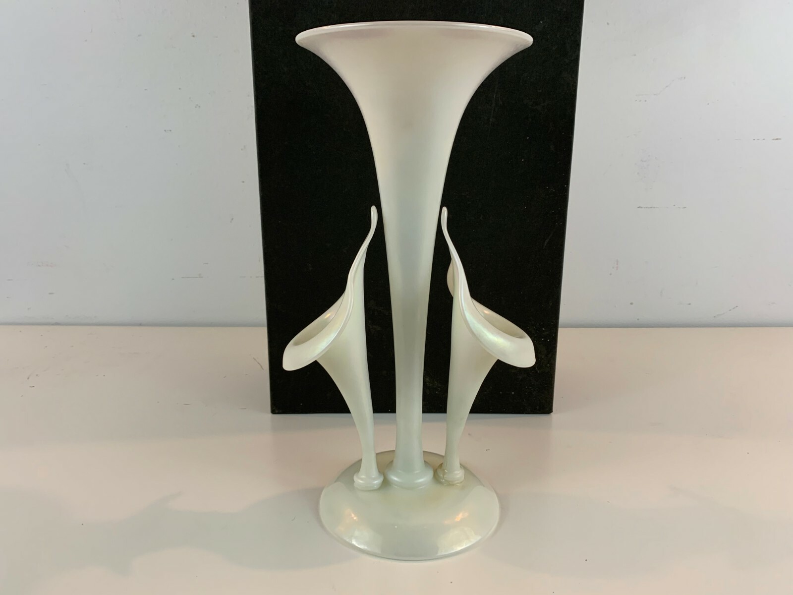 Steuben Ivorine Large Double Jack in the Pulpit Art Glass Vase w/ Original Box