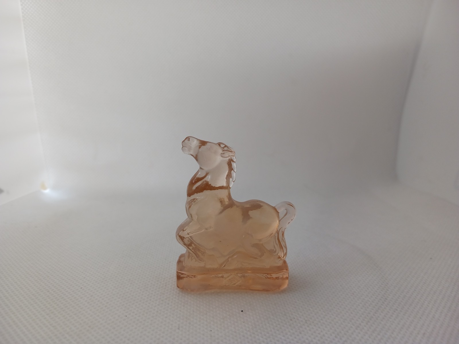 Boyd’s Crystal Art Glass LITTLE JOE THE HORSE #1 First! LULLABY 9-21-87 Pink 2″H