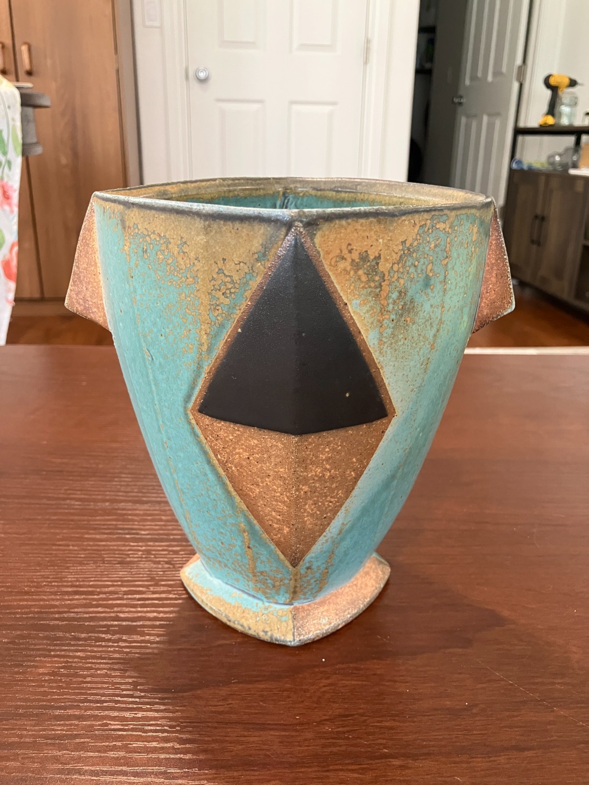 Jeff Oestreich – World Renowned! Thrown/Altered Vase Soda-Fired