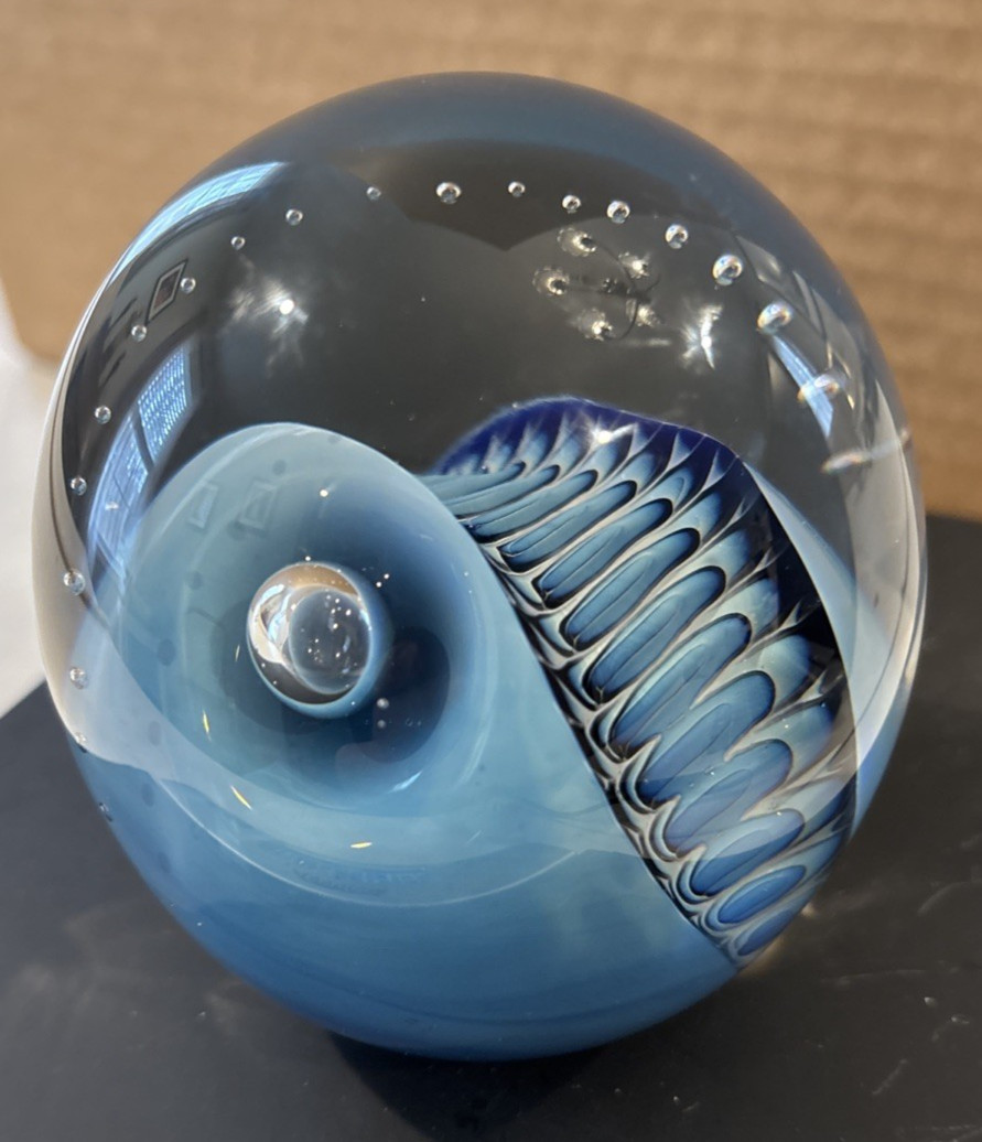 Robert Eickholt 1991 Reptile Series Art Glass Paperweight 3.5″ Signed