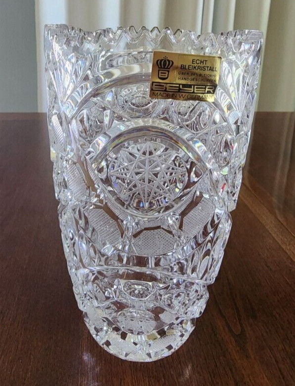 Beyer Echt Bleikristall Vase Hand Cut 24% Lead Crystal Made in West Germany 9″
