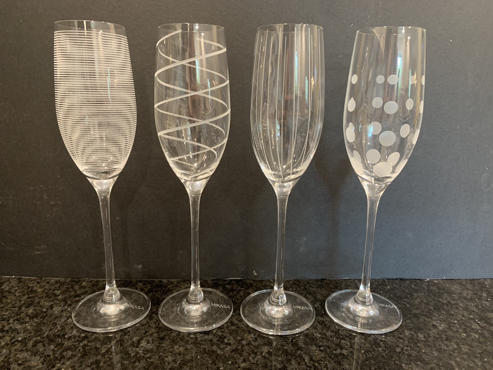 Set of 4 MIKASA CHEERS Champagne Flutes 9-7/8” EUC