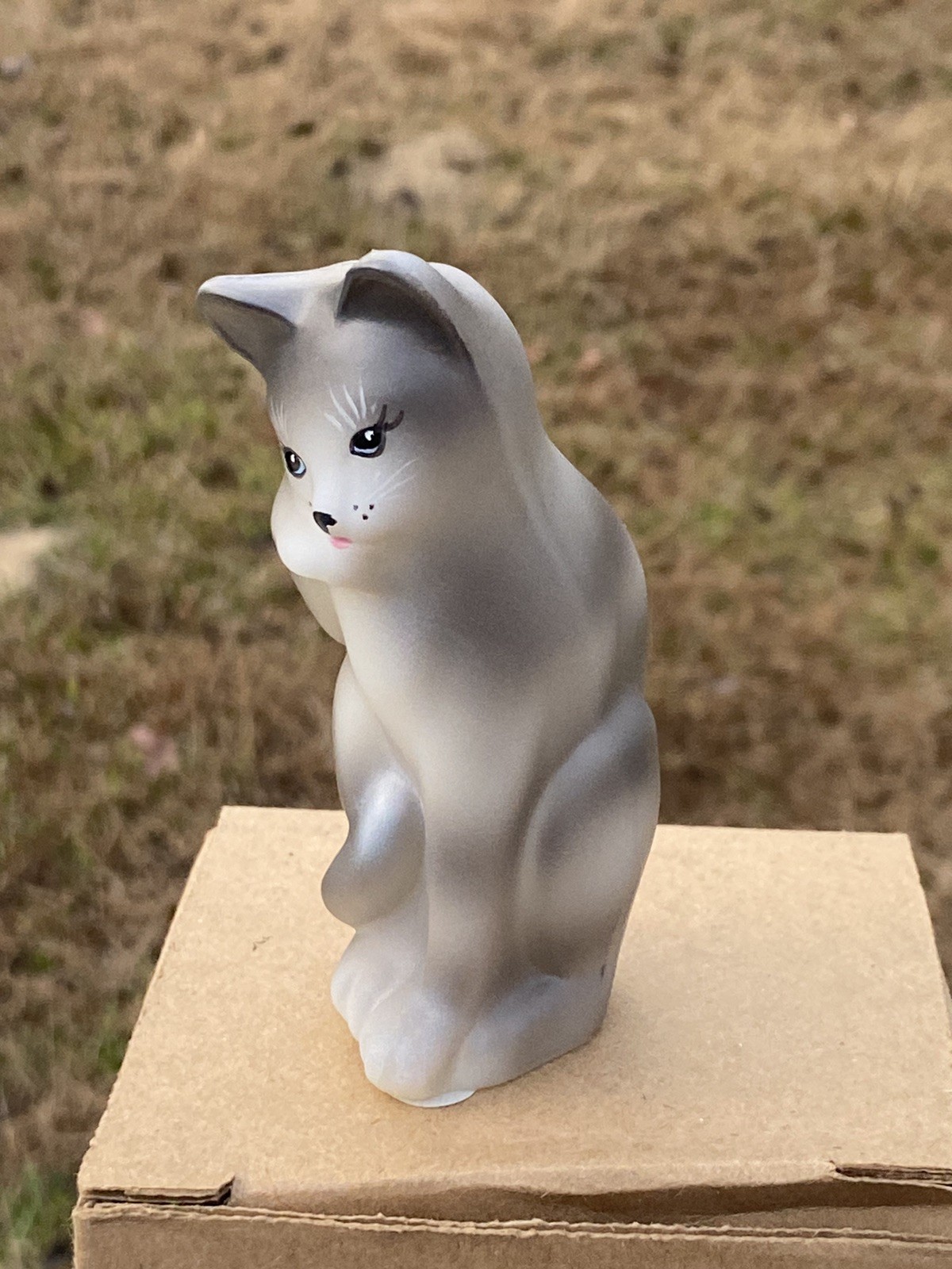 Fenton Glass Cat Grooming Gray Tabby 5074 FP Opal Satin Signed 4” Tall Figurine