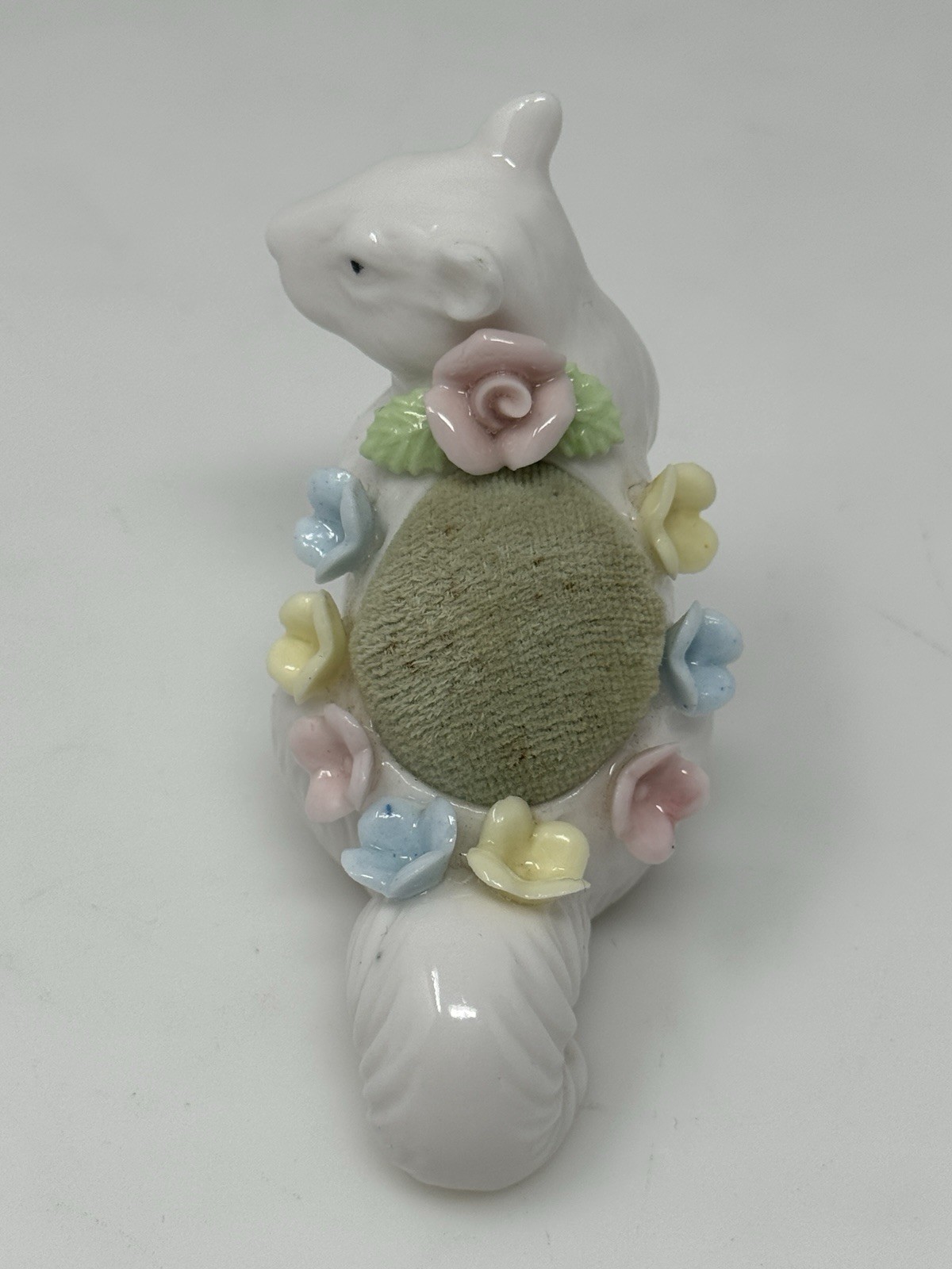 Ardalt SQUIRREL PIN CUSHION Animal Figurine Flowers Floral VTG JAPAN Milk Glass