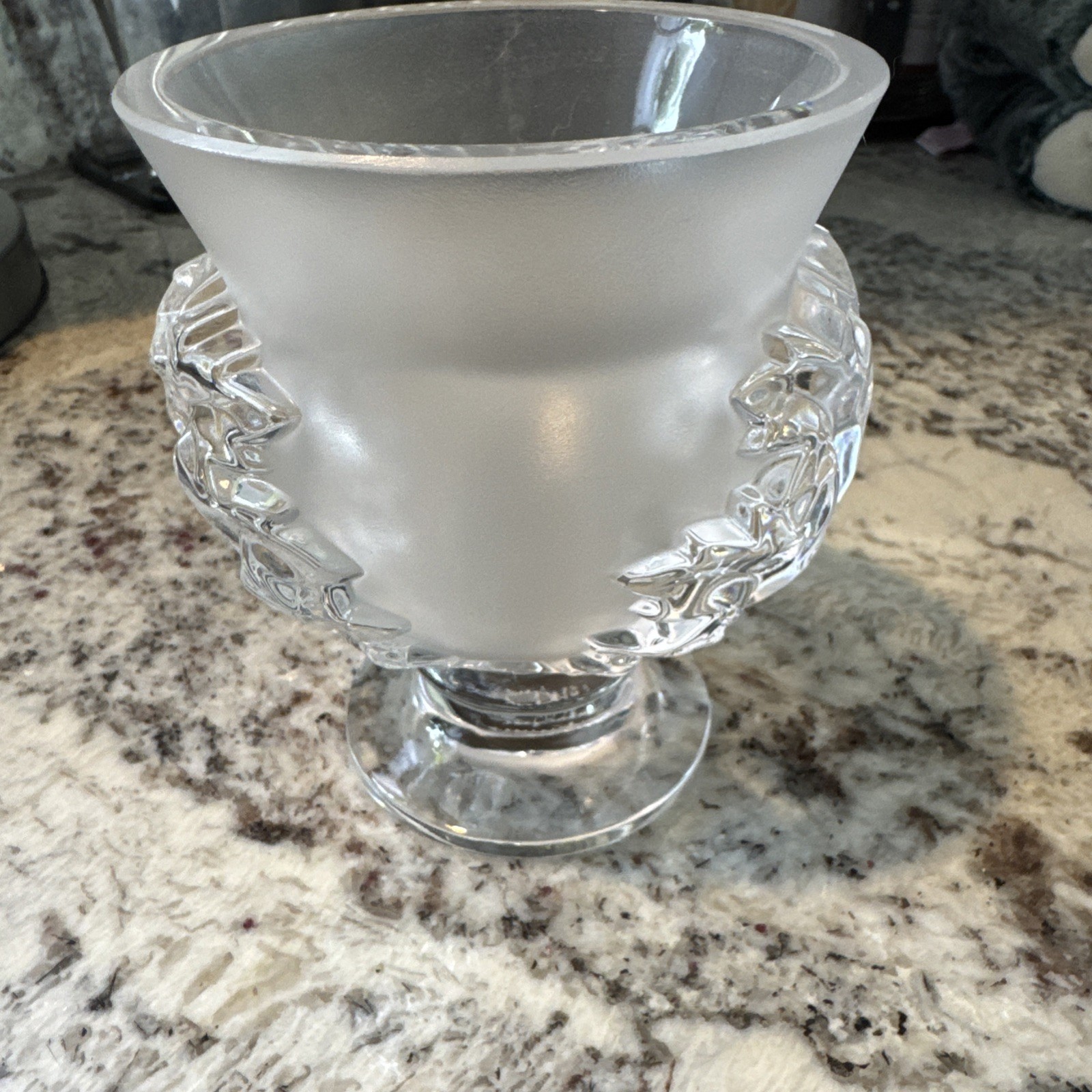 Vintage Signed Lalique France St. Cloud Acanthus Leaf Pedestal Vase 1965