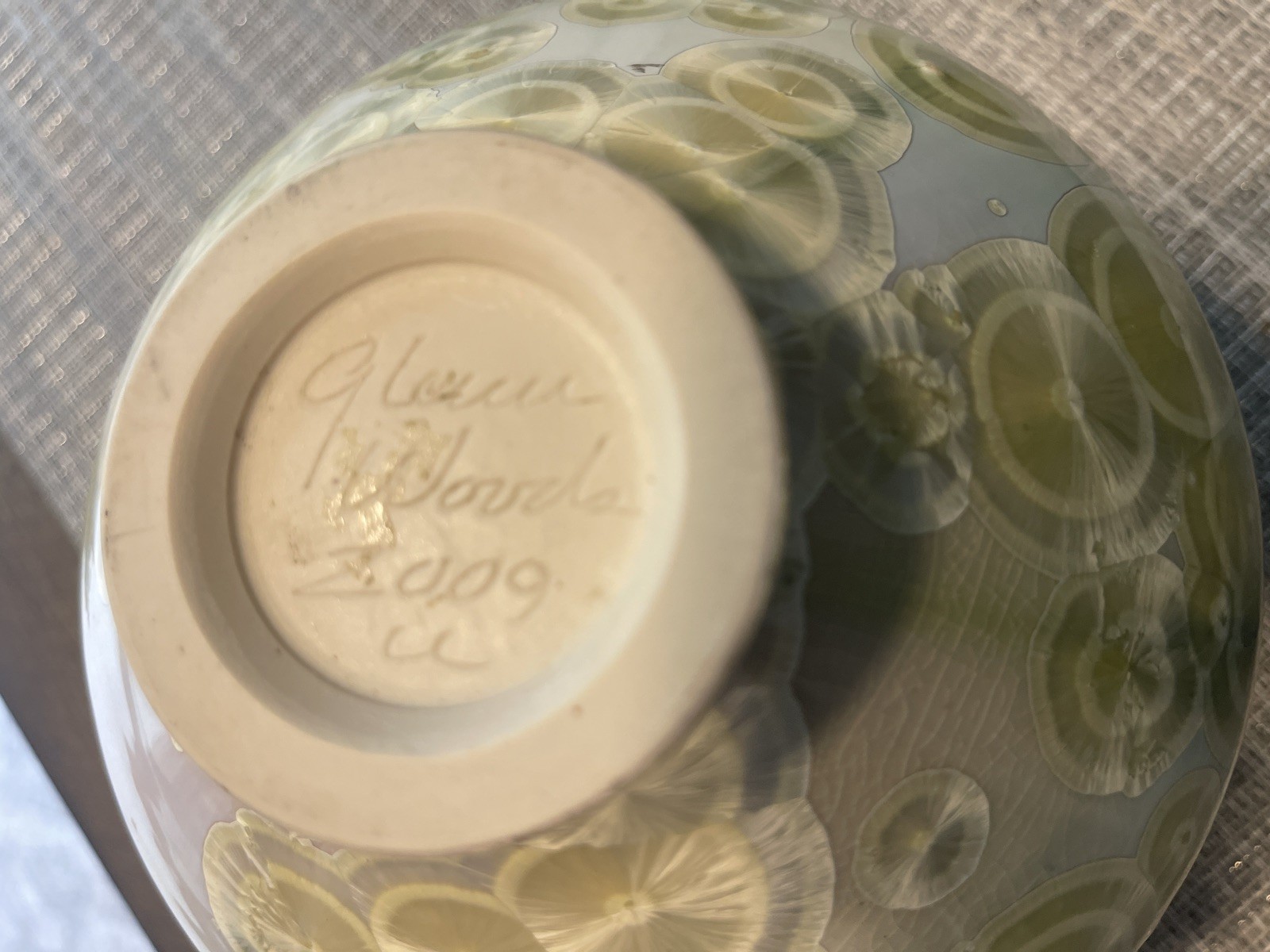 Glenn Woods Signed 2009 Studio Art Pottery Vase Green Blue Crystalline READ