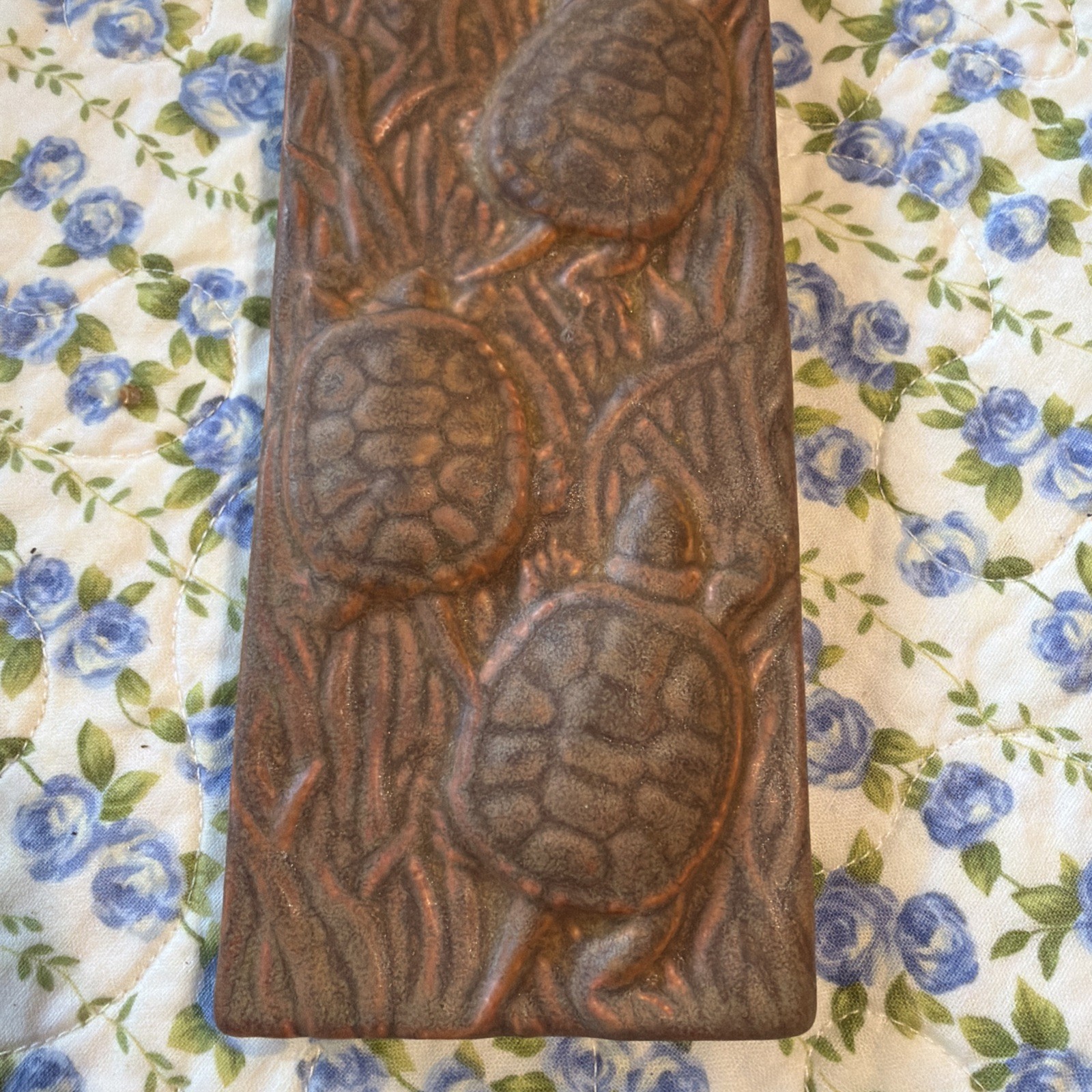 Vintage Hammond Bay Art Studio Pottery Tile Aquatic Turtles Brown 8 3/4” X 3” MI