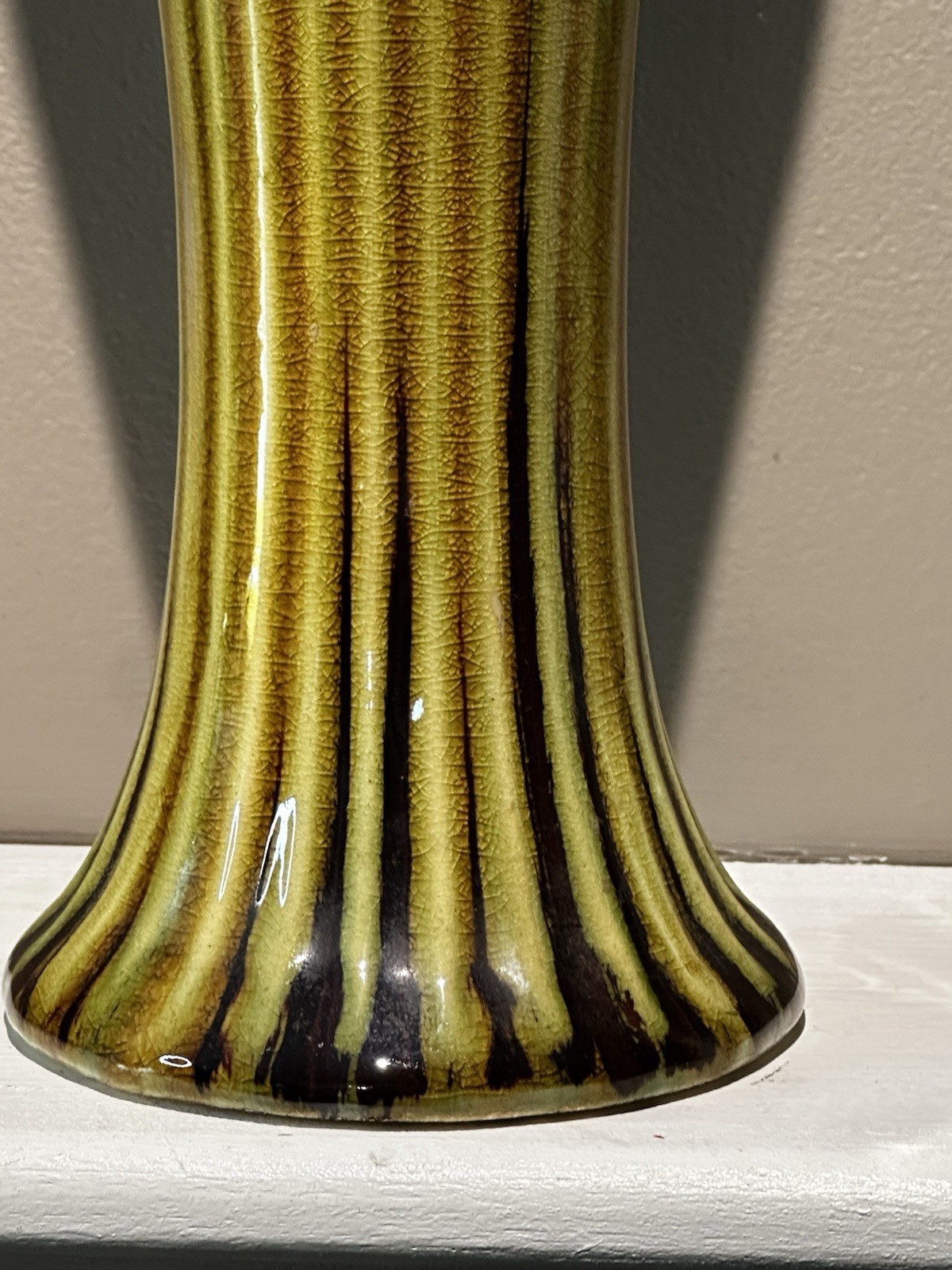 VTG MCM Studio Art Pottery Drip Glaze Fluted Vase 17.5″ Green/Rust