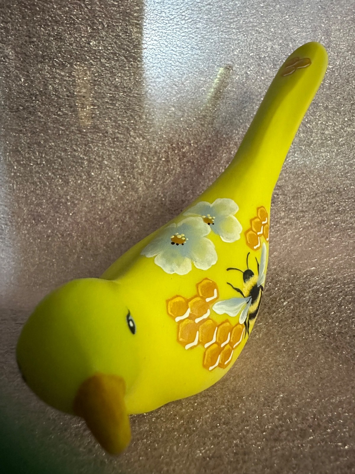 Fenton Yellow Bumble Bee Happiness Bird Ltd To 35 NFGS Exclusive CC Hardman