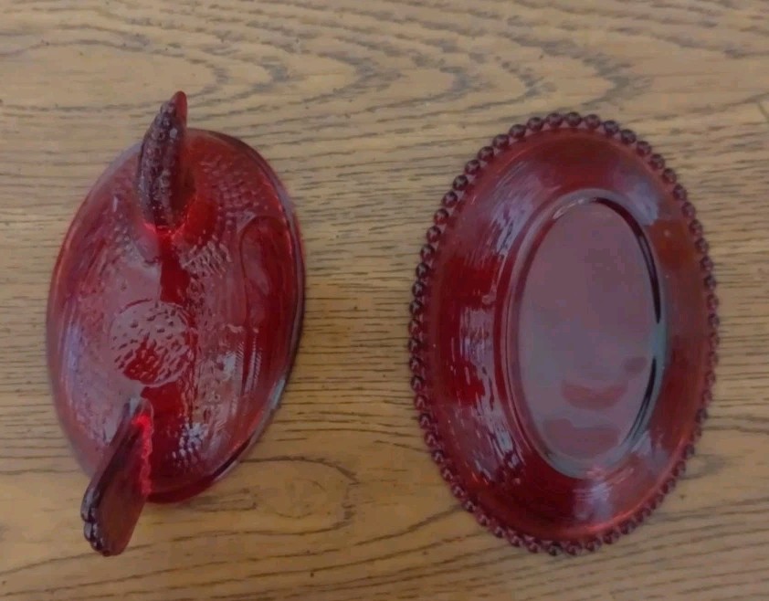Red Hen On Nest Glass Candy Dish 3 1/2 T x4 3/4 L NEW