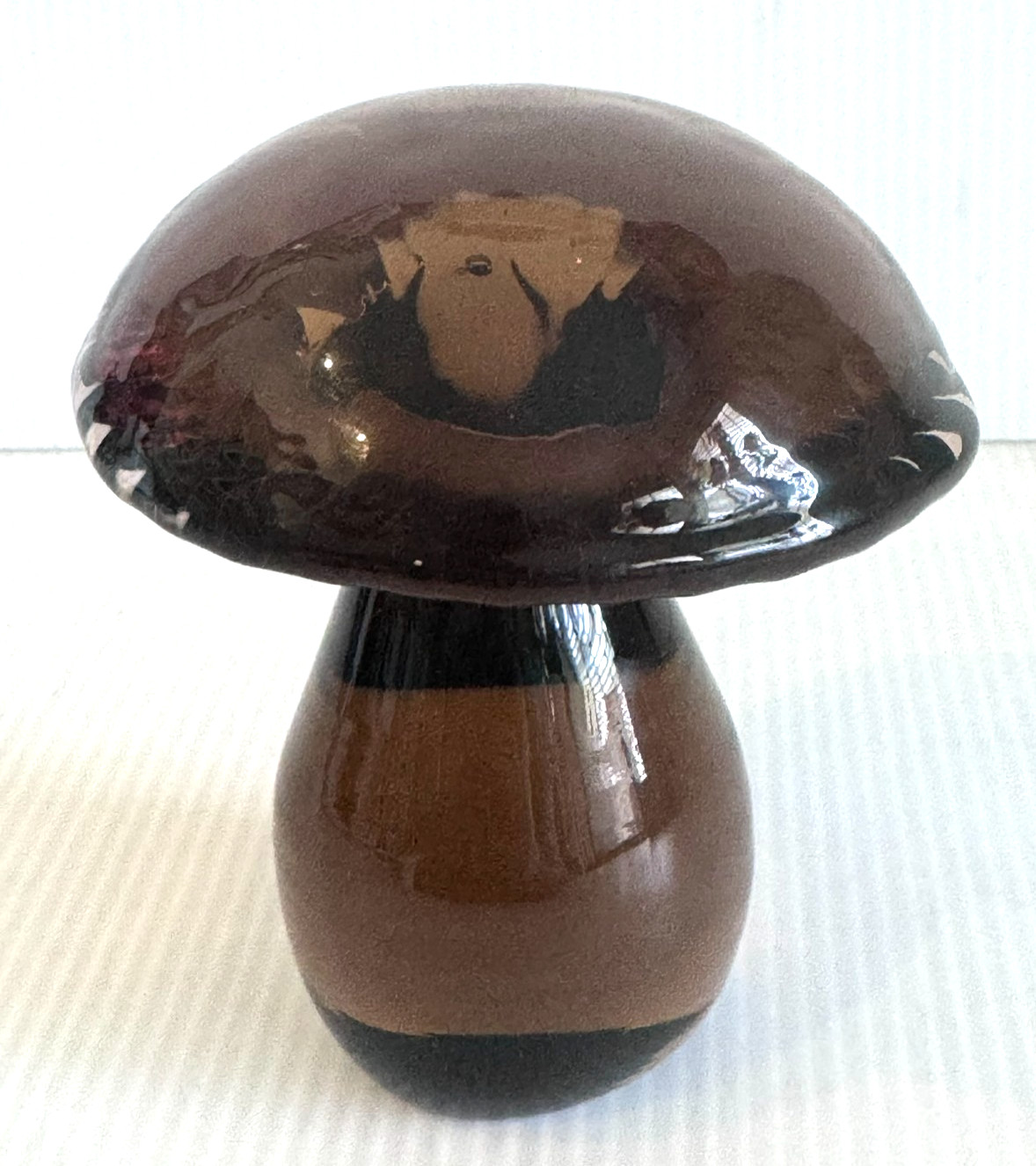 Retro Root Beer Brown Glass Mushroom ~ 4.5 Inches Tall x 4 Inches Wide