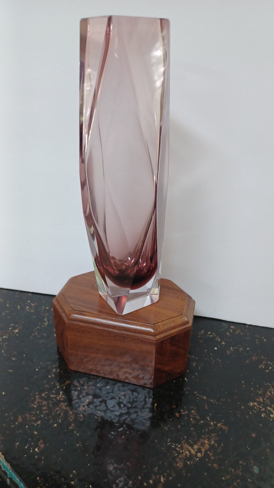 Mid 20th Century Murano Sommerso Faceted Purple Vase, Mandruzatto 10 inch