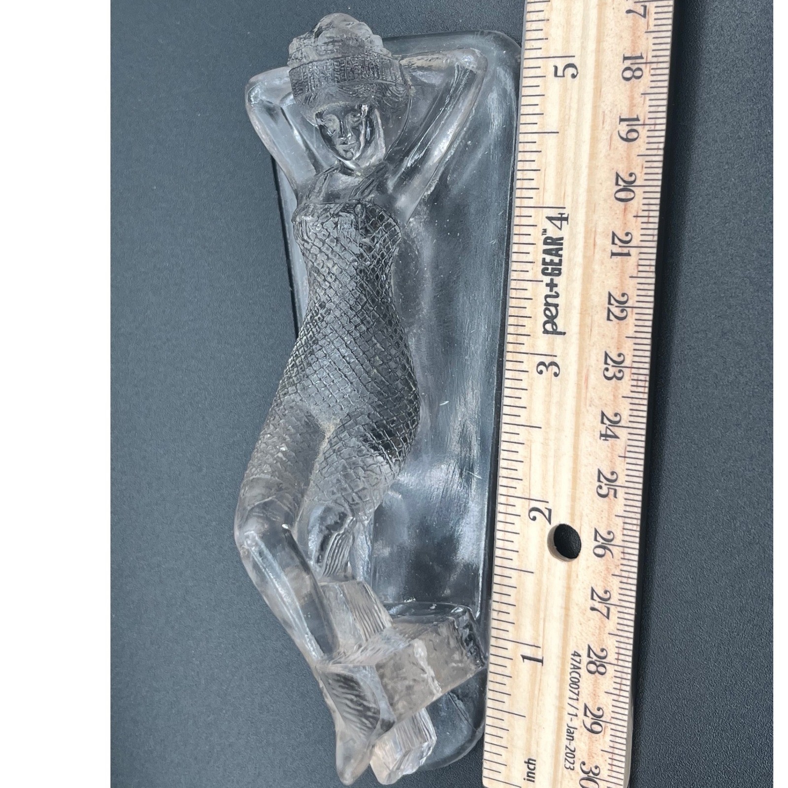 Art Glass Reclining women Art Deco Style Paperweight Figurine Bathing Beauty