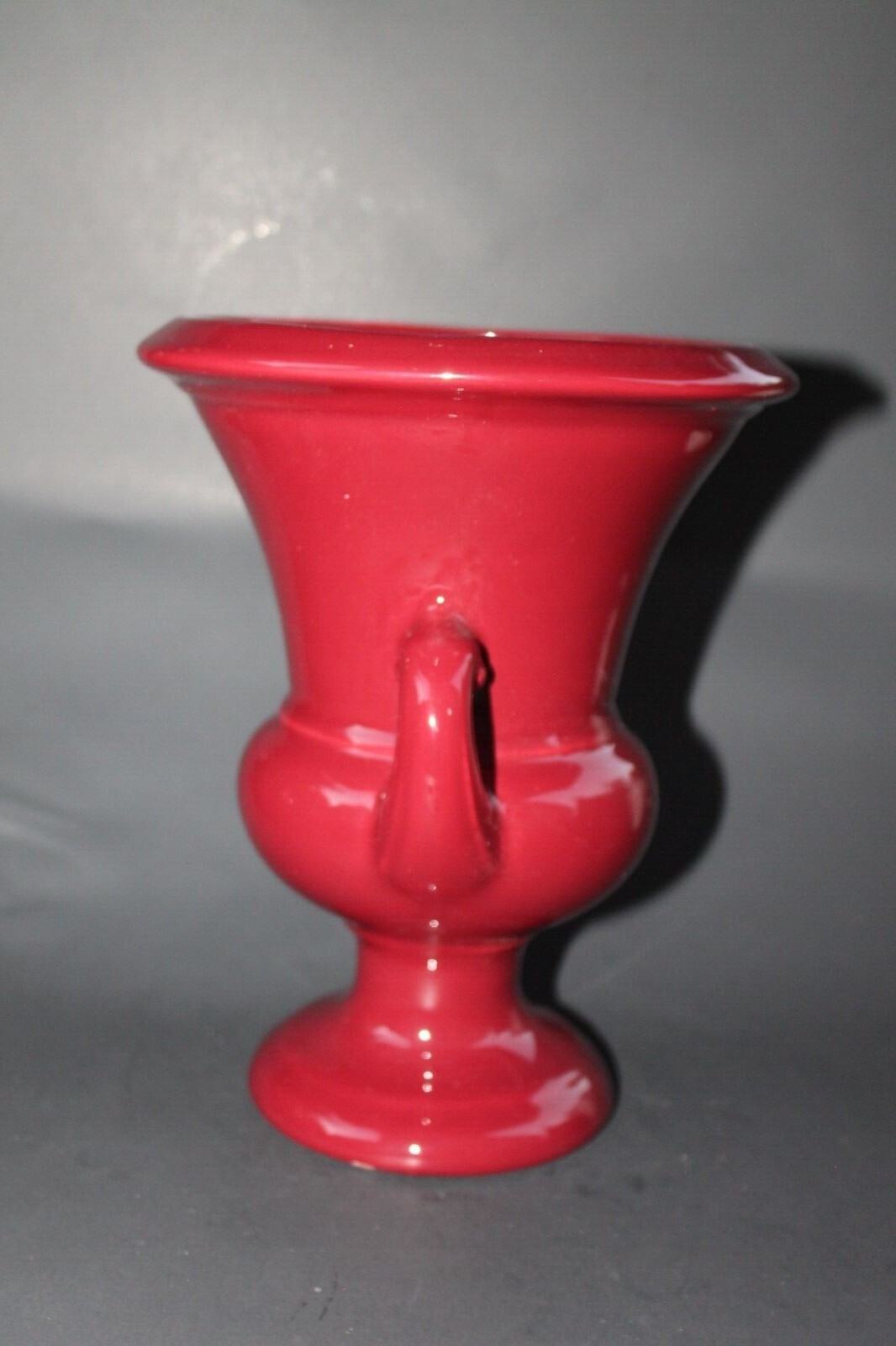 Vtg Haeger Pottery USA Burgundy Red Glaze Urn Shaped Planter Vase 9.25″ Tall