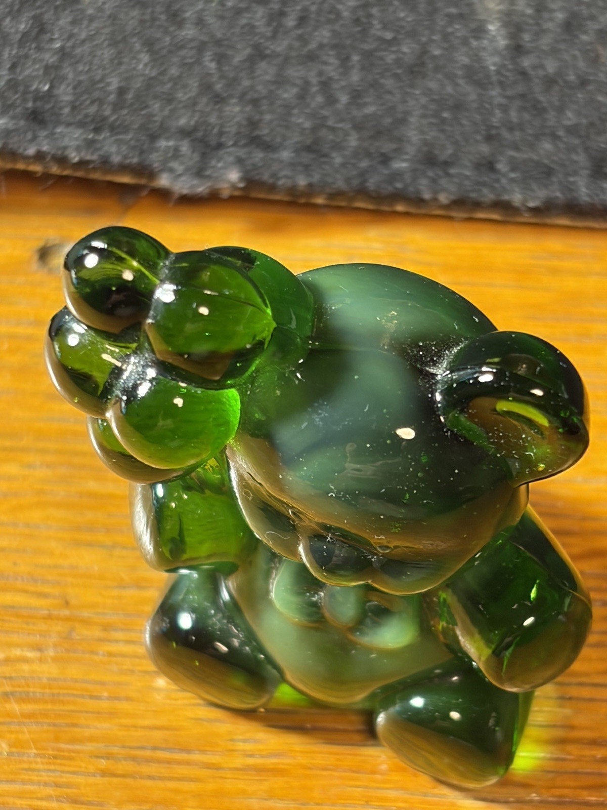 Boyd’s Crystal Art Glass PATRICK THE BEAR Green Signed By Bernard Boyd