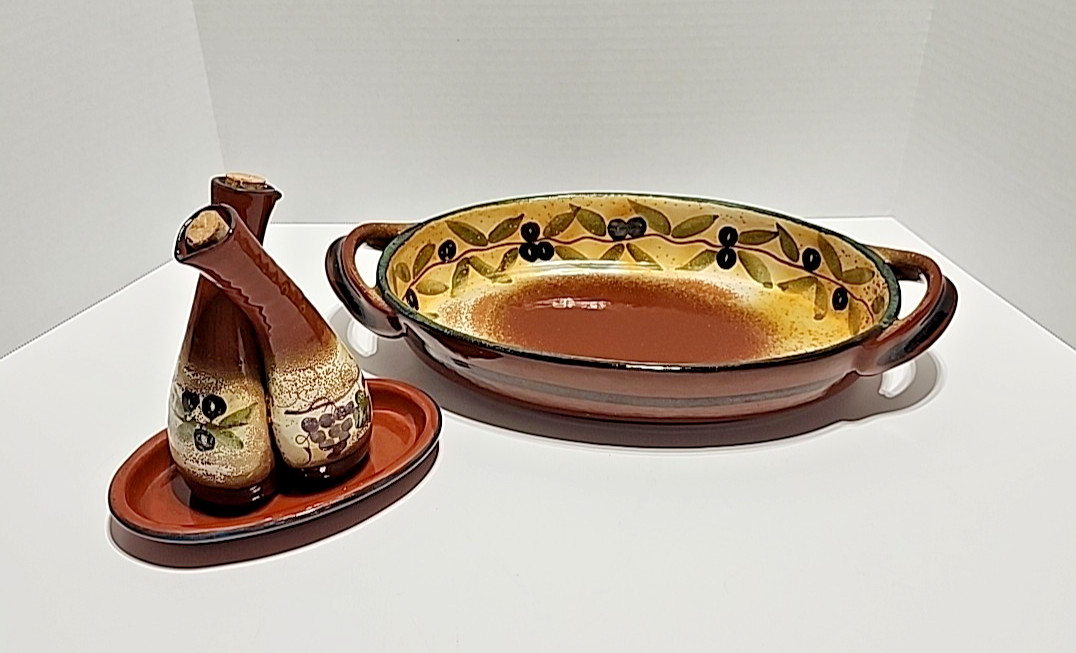 Italian pottery handmade Oil and Vinegar Bread Server Grapes Olives Vineyard