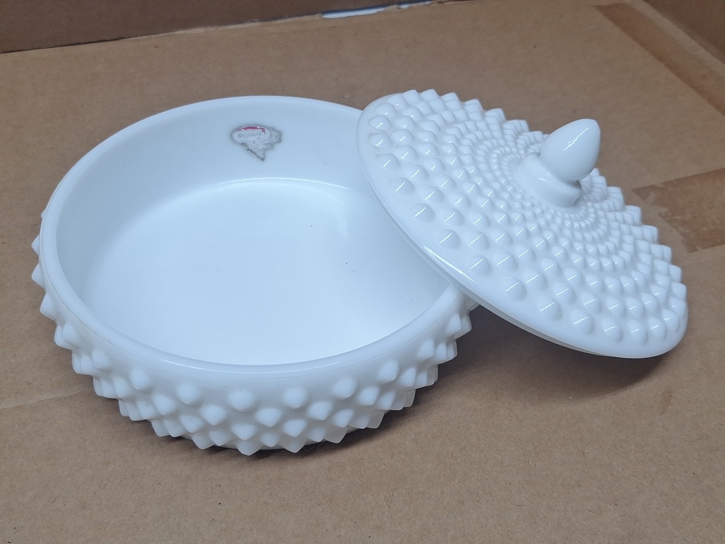 Vintage Fenton Art Glass Milk Glass Hobnail Pattern Candy Bowl w/ lid