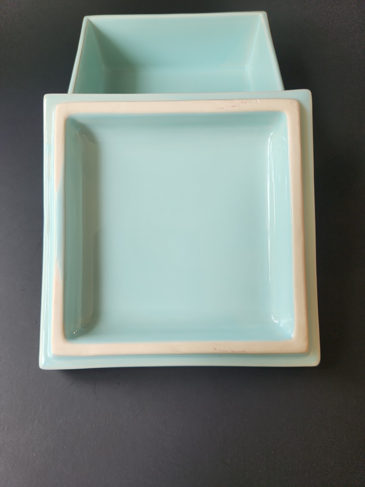 Bordallo Pinheiro Ceramic Lidded Box Bunny Rabbit Blue READ