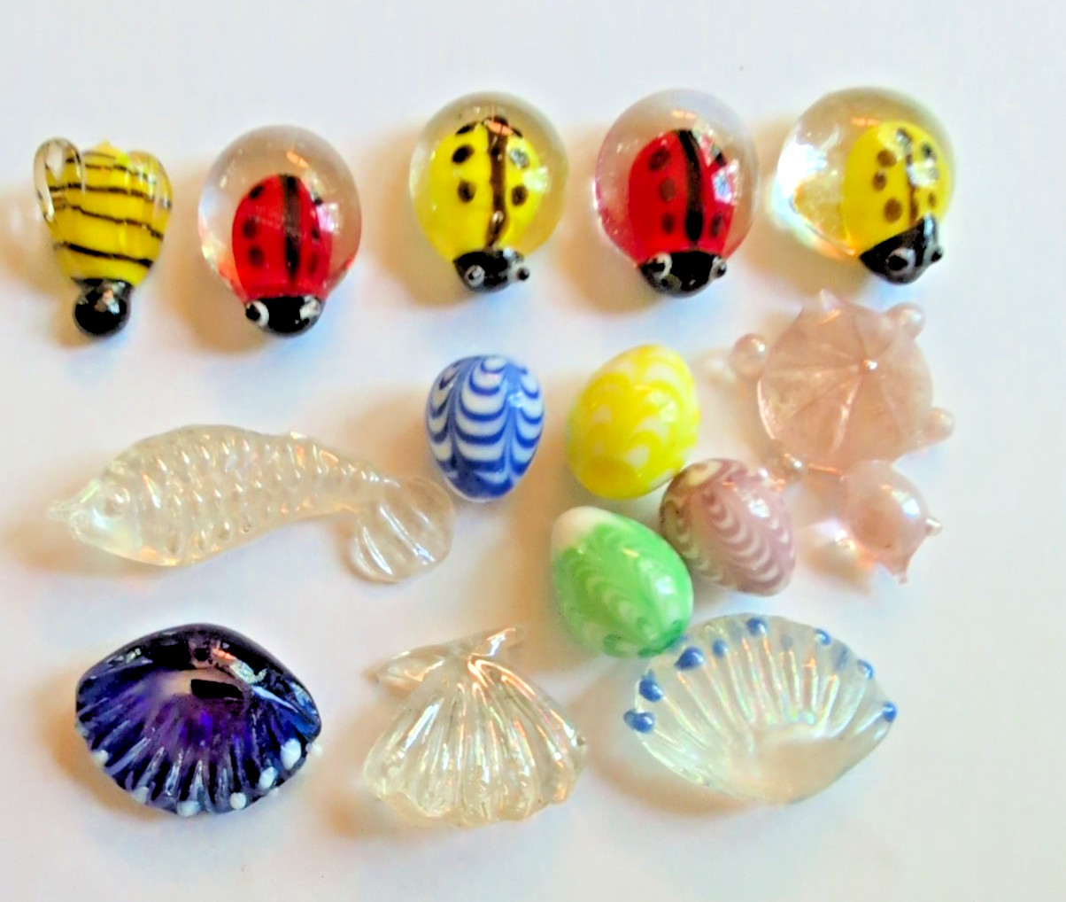 14Pcs Hand Blown Glass Animal Mini Figurines Sea Bee Ladybug Eggs Shells Turtle