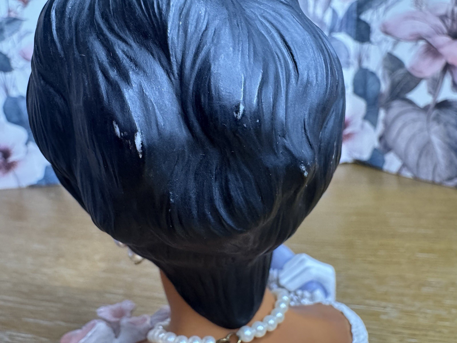 Cameo Girls Celeste 1965 “Moonlight & Pearls” Lady Vase