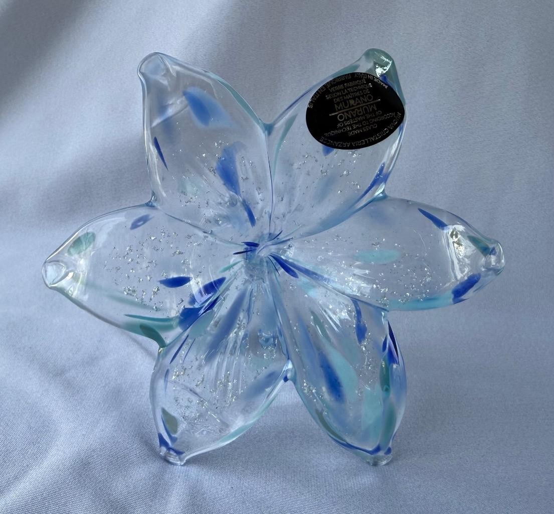 Genuine Italian Flower Blown Glass Murano dark light blue sparkles Italy 708