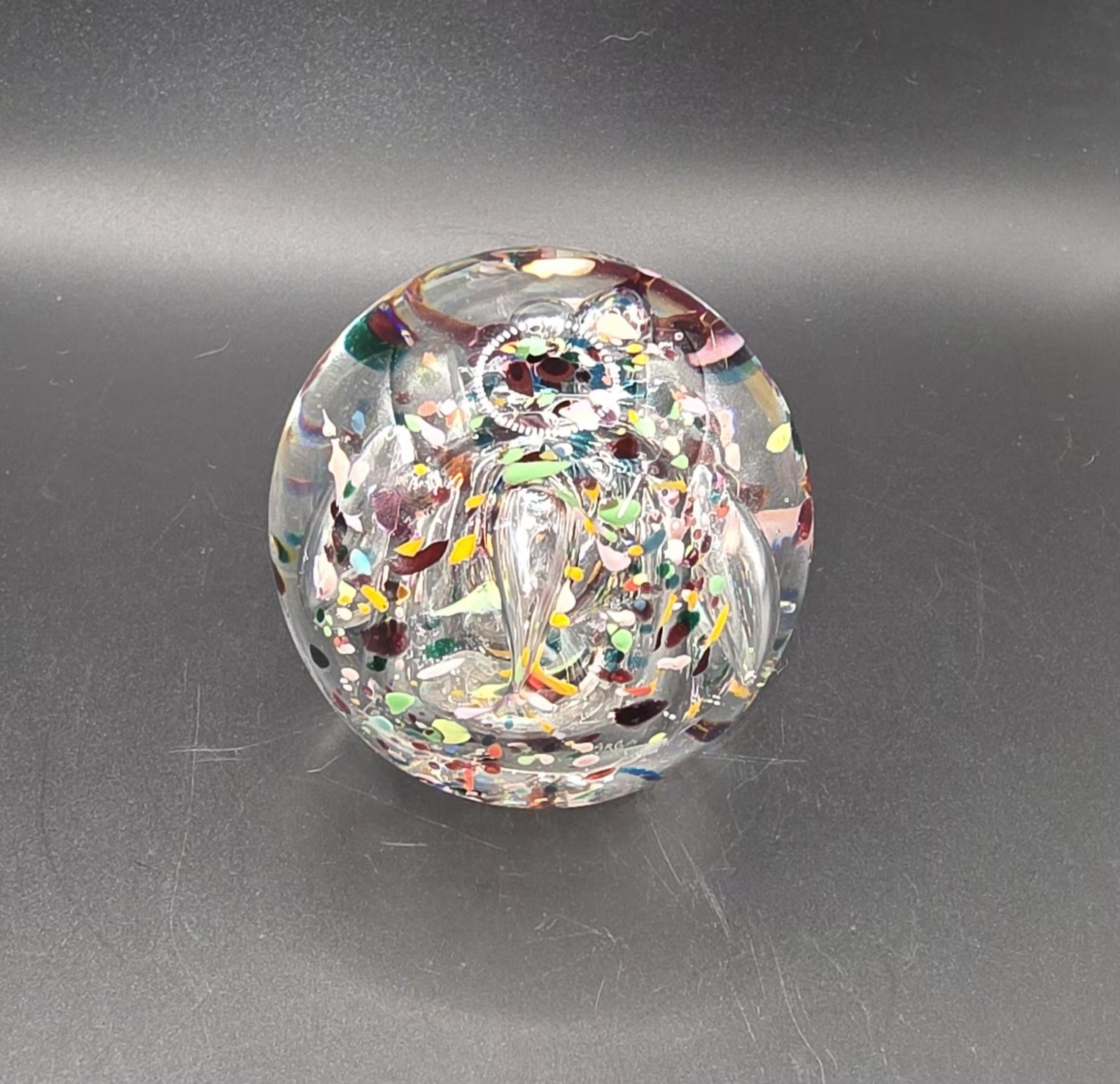 UNIQUE ARTIST SIGNED KARG ABSTRACT STUDIO ART GLASS PAPERWEIGHT Colorful Beauty