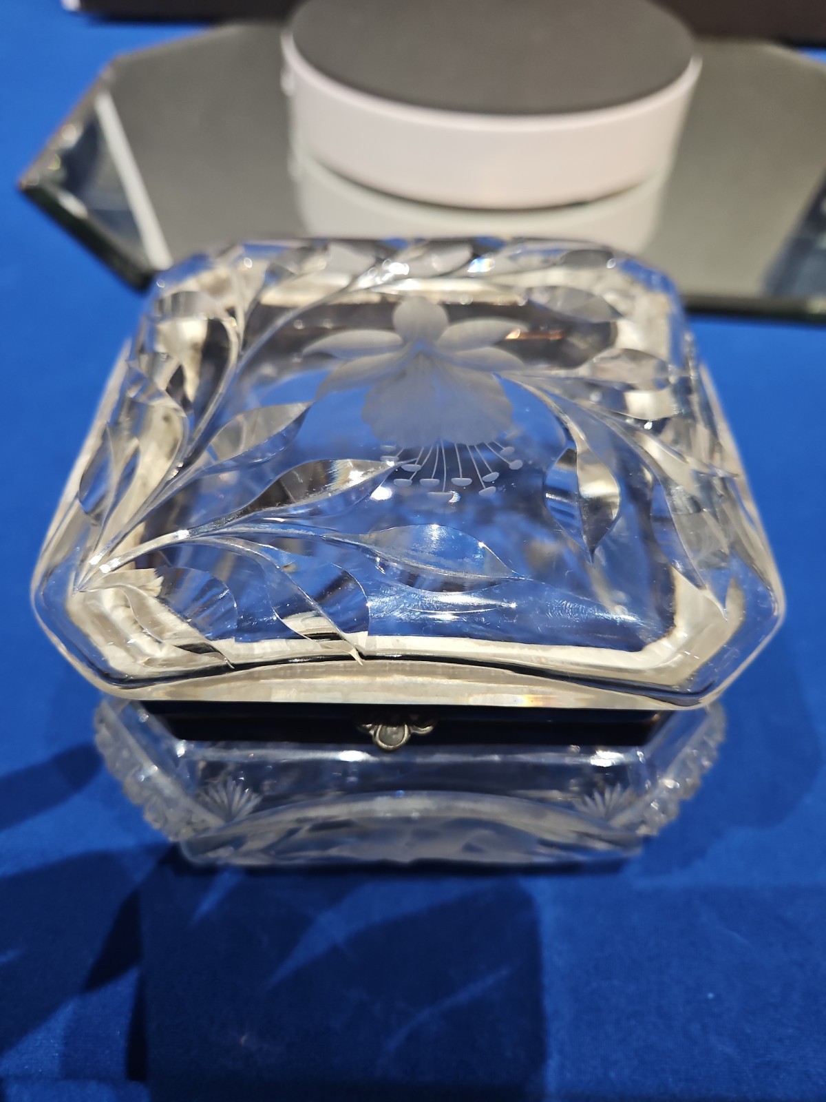 Hinged Handkerchief Box American Brilliant Cut Glass Crystal Sinclaire Fuschia