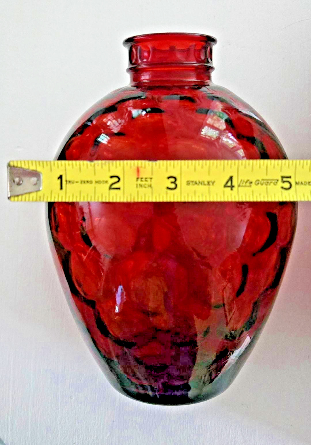 VTG. WHEATON GLASS Ruby Red Honeycomb Reverse Optic Decanter/Vase MCM 8.5″
