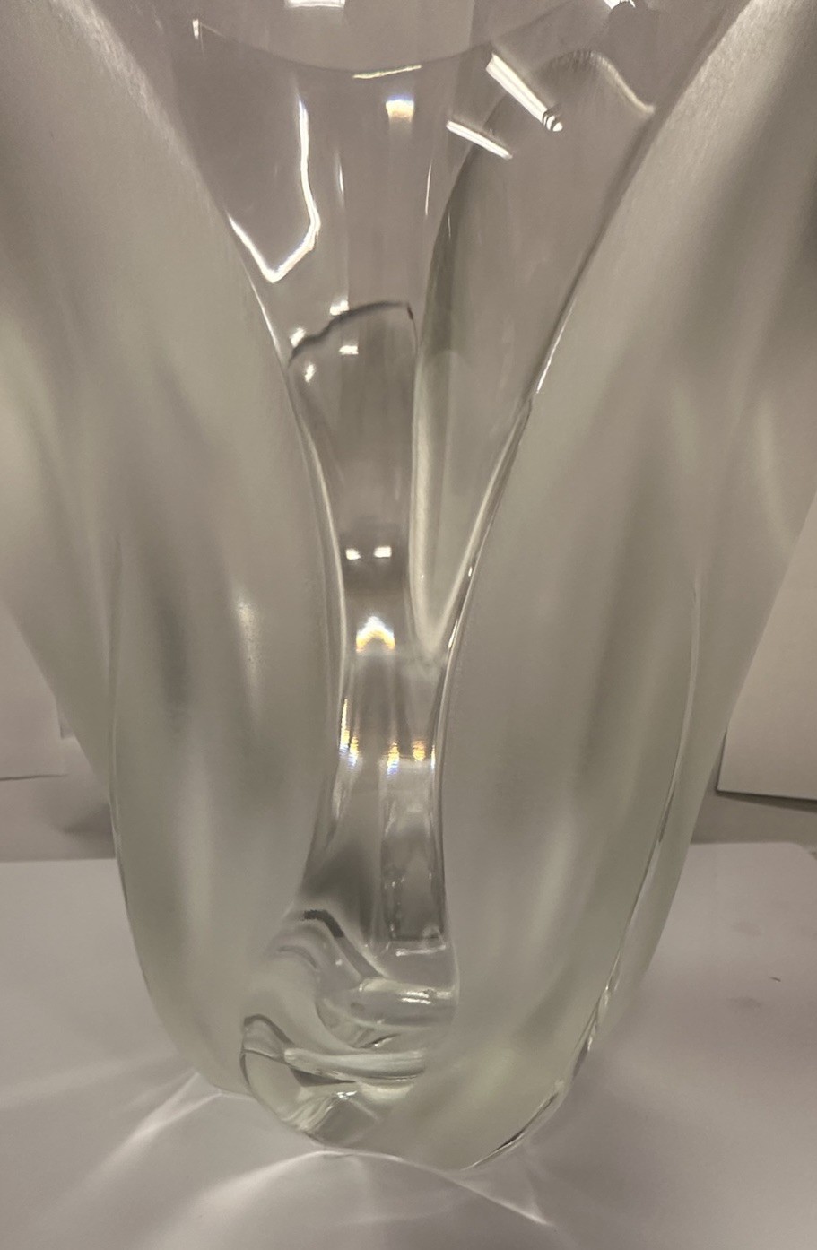 Lalique France Ingrid Crystal Vase WITH ORIGINAL BOX Marc Lalique Frosted 10.5”