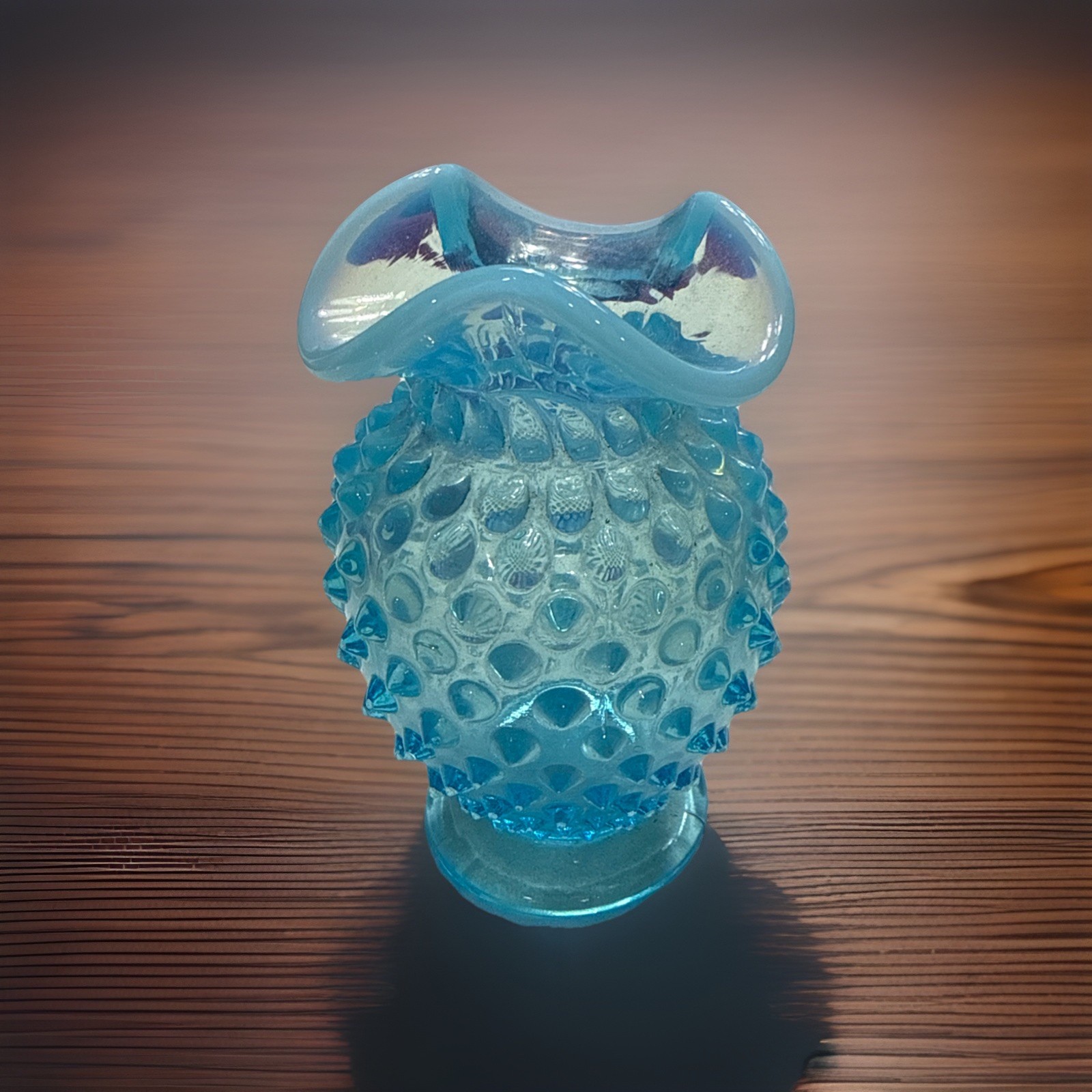 G84-Fenton Vase Opalescent Aqua Blue Hobnail Crimped Edges Vintage 3 1/2″ Tall