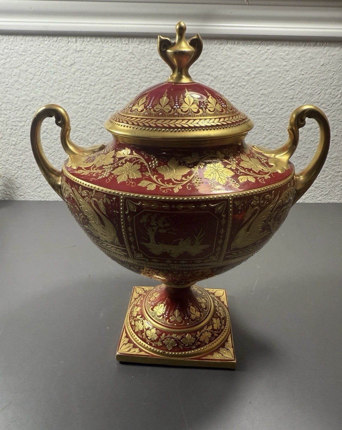 Amazing Antique German Royal Vienna Porcelain Swan Handle Covered Urn Red/Gold⚡️