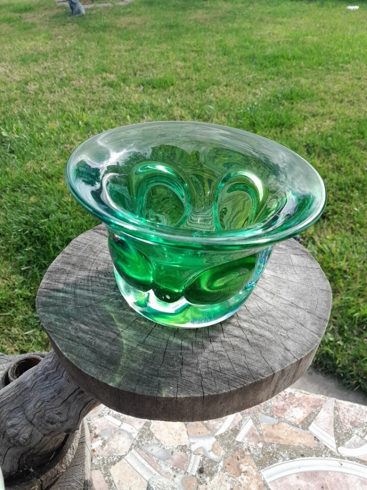 Signed “Kosta 56456 Warff” Art Green Glass Vase/Bowl 6 3/4 ” X 4 1/4″